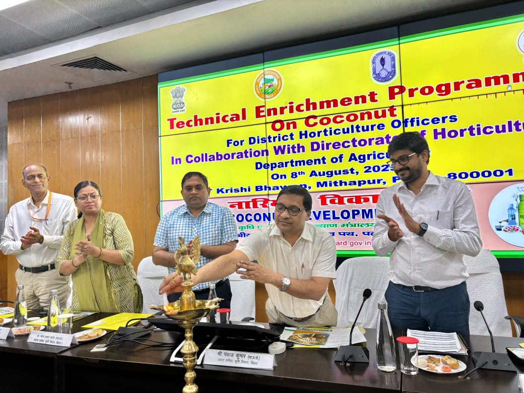 नारियल खेती से बिहार के किसानों की चमकेगी किस्मत, 1 लाख पौध वितरण का लक्ष्य