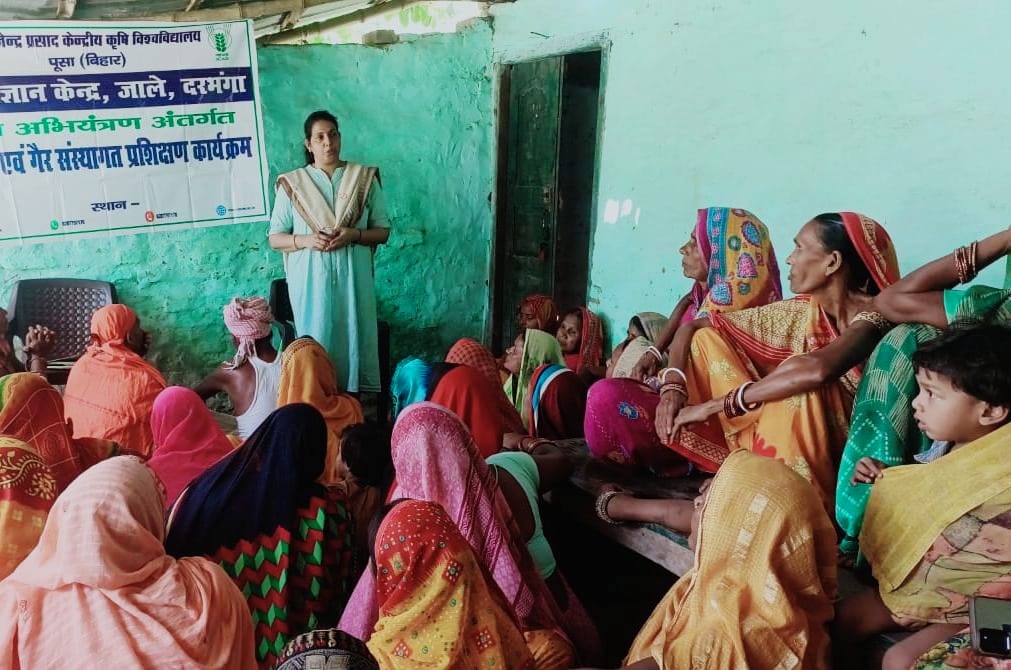 सीधी बुआई तकनीक से खेती में क्रांति, नगरडीह में कृषि अभियंत्रण वैज्ञानिक ई. निधि कुमारी